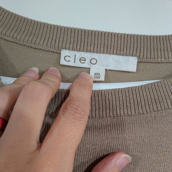 Cleo Crew Neck Sweater with Lace Detail Beige Black Size XXL - Picture 2 of 5